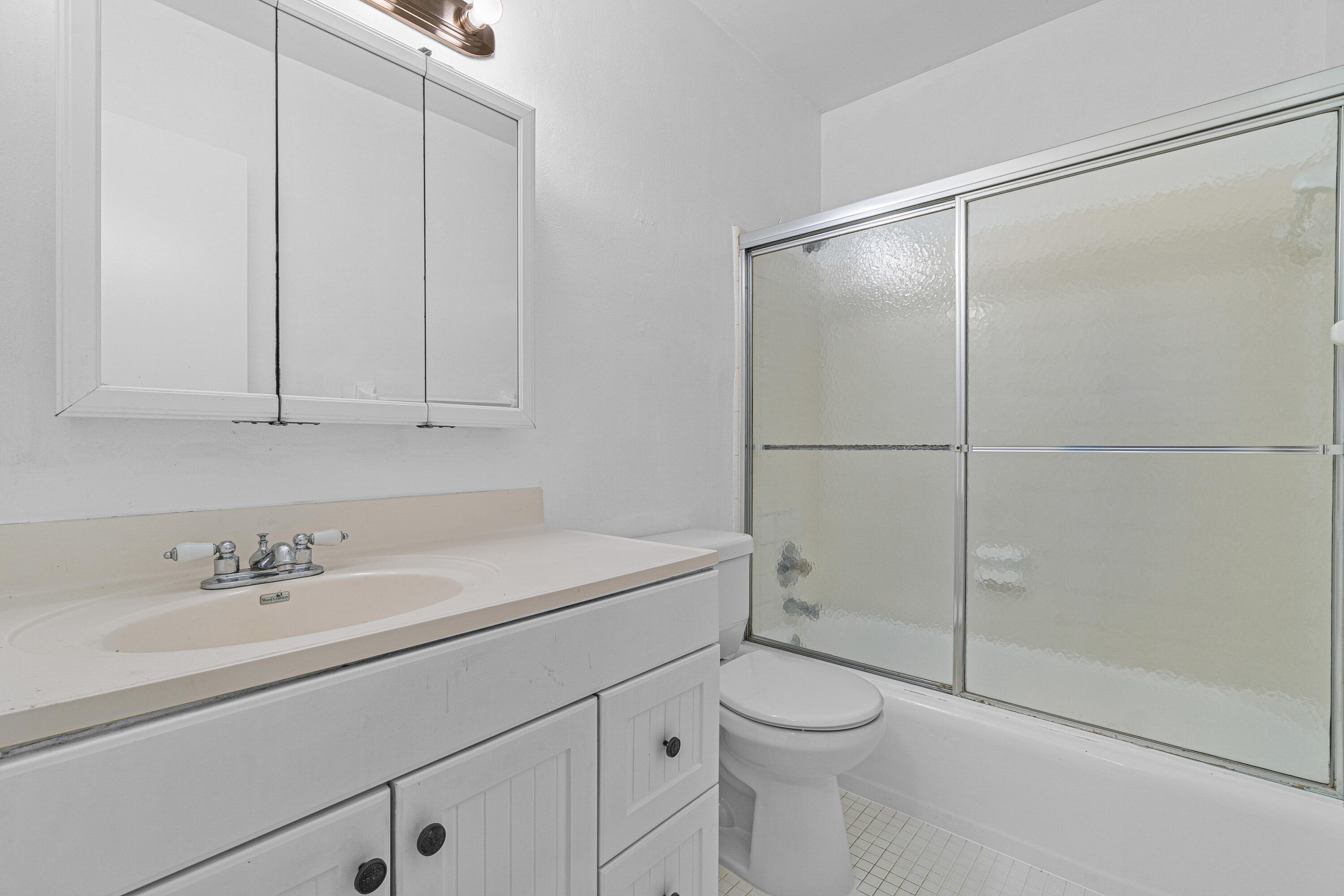 261 NE 19th Avenue 11