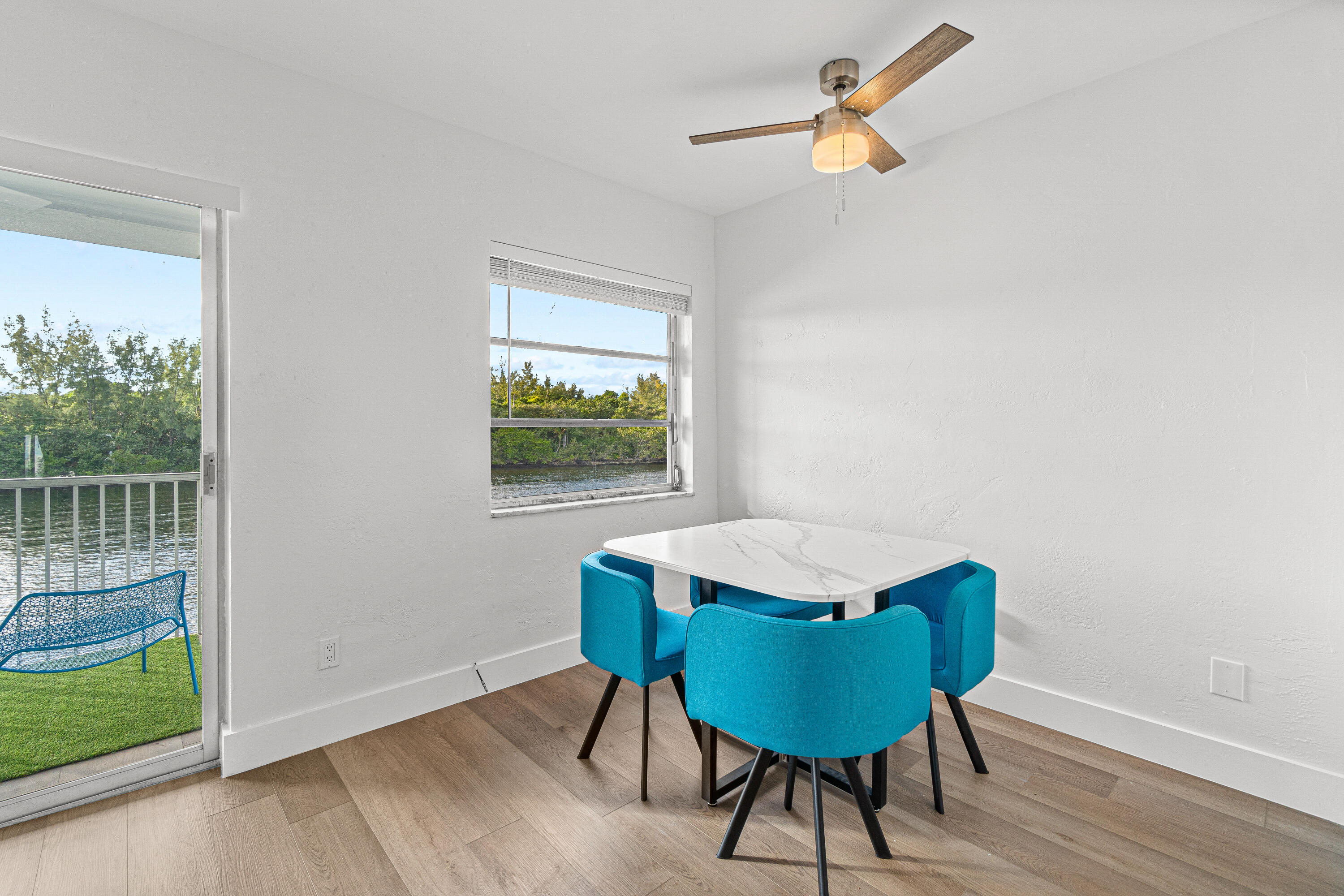 261 NE 19th Avenue 11