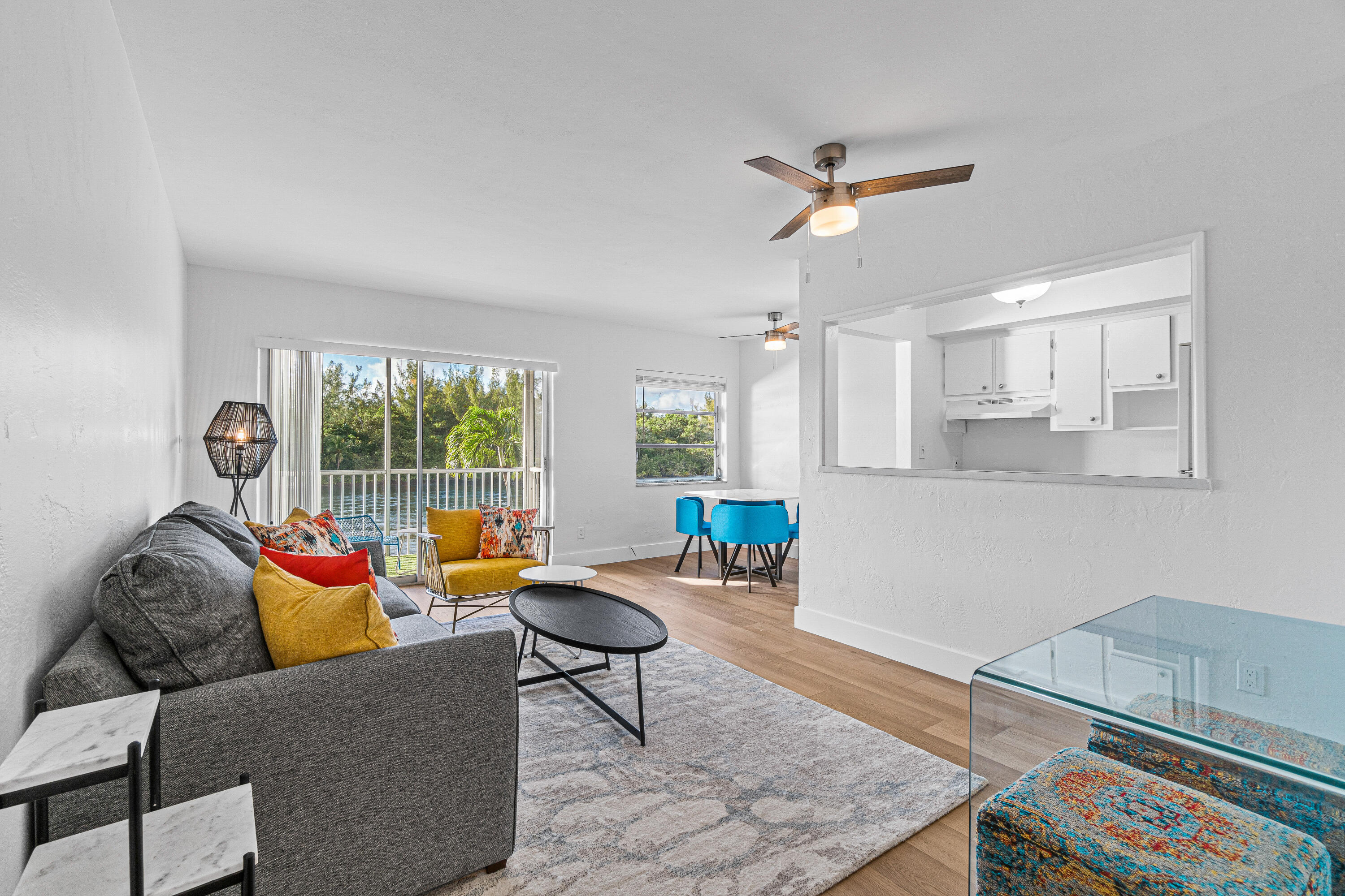 261 NE 19th Avenue 11