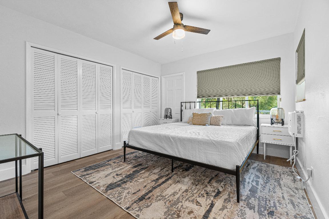 261 NE 19th Avenue 11