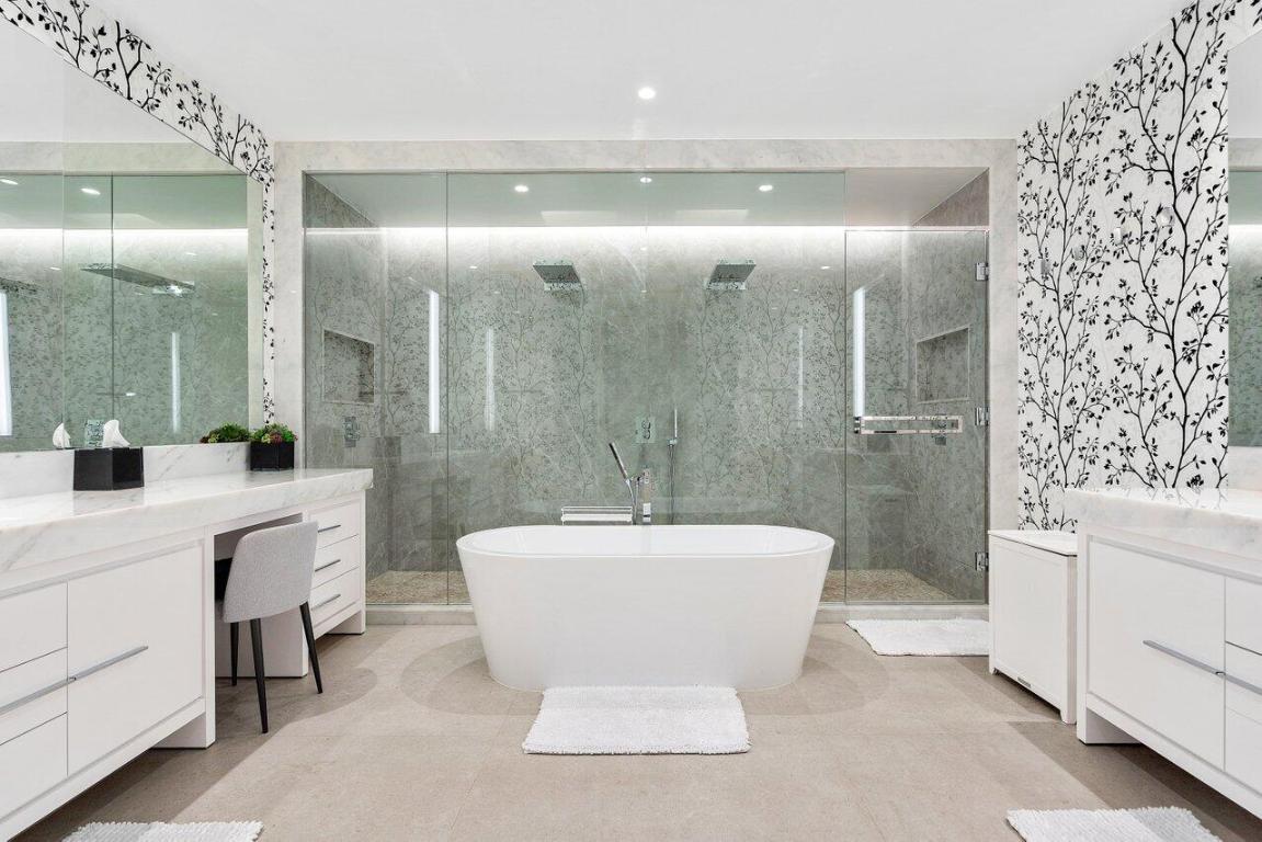 200 SE Mizner Boulevard 817