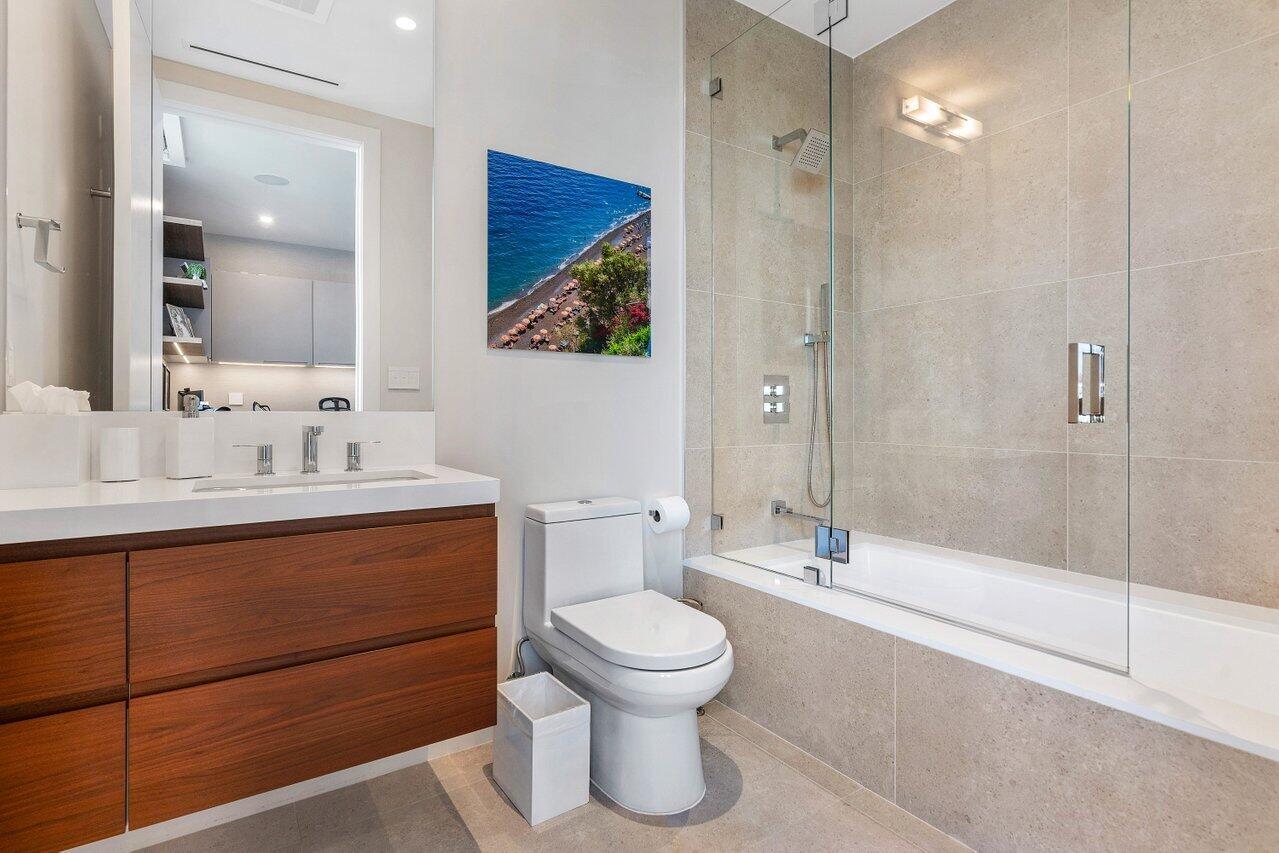 200 SE Mizner Boulevard 817