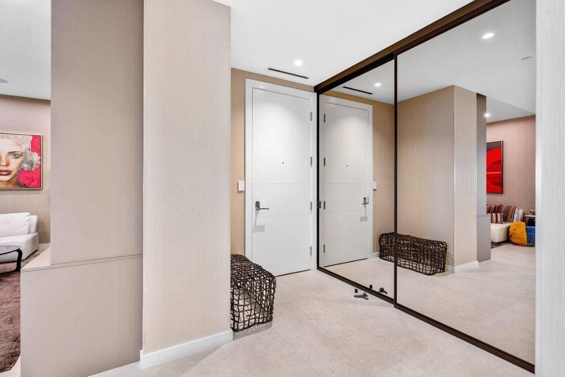 200 SE Mizner Boulevard 817