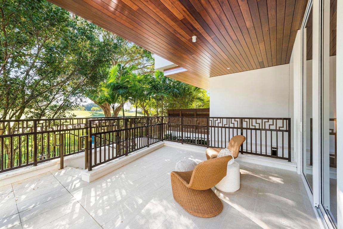 200 SE Mizner Boulevard 107