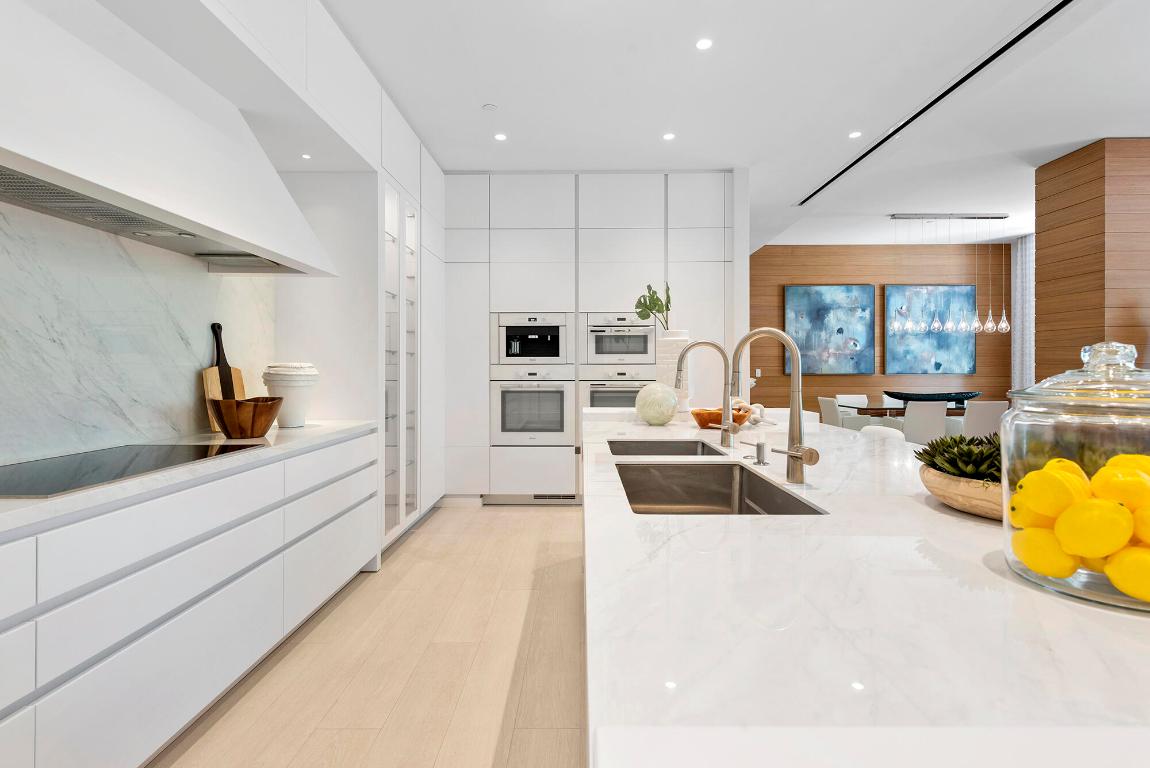 200 SE Mizner Boulevard 107