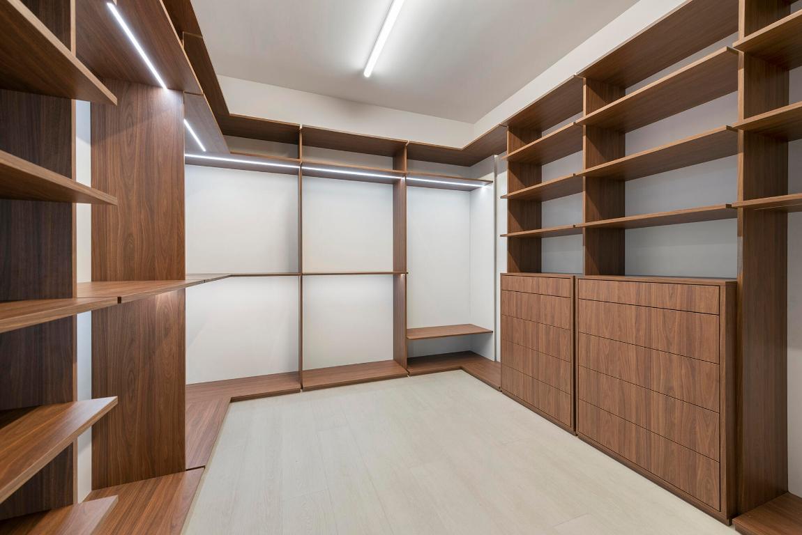 200 SE Mizner Boulevard 107