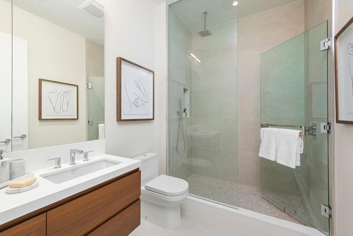 200 SE Mizner Boulevard 107