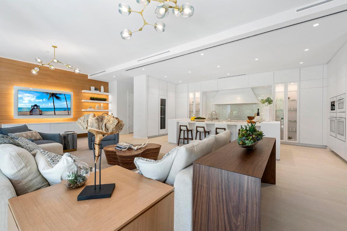 200 SE Mizner Boulevard 107