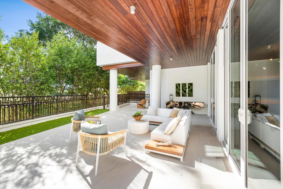 200 SE Mizner Boulevard 107