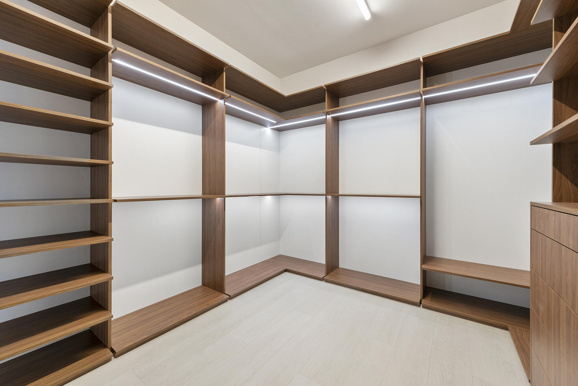 200 SE Mizner Boulevard 107