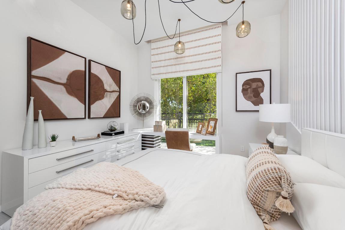 200 SE Mizner Boulevard 107