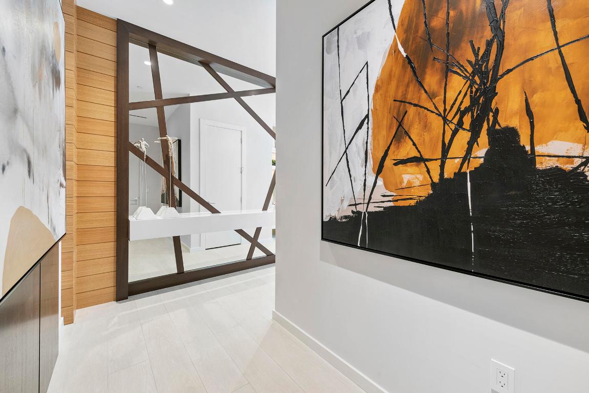 200 SE Mizner Boulevard 107