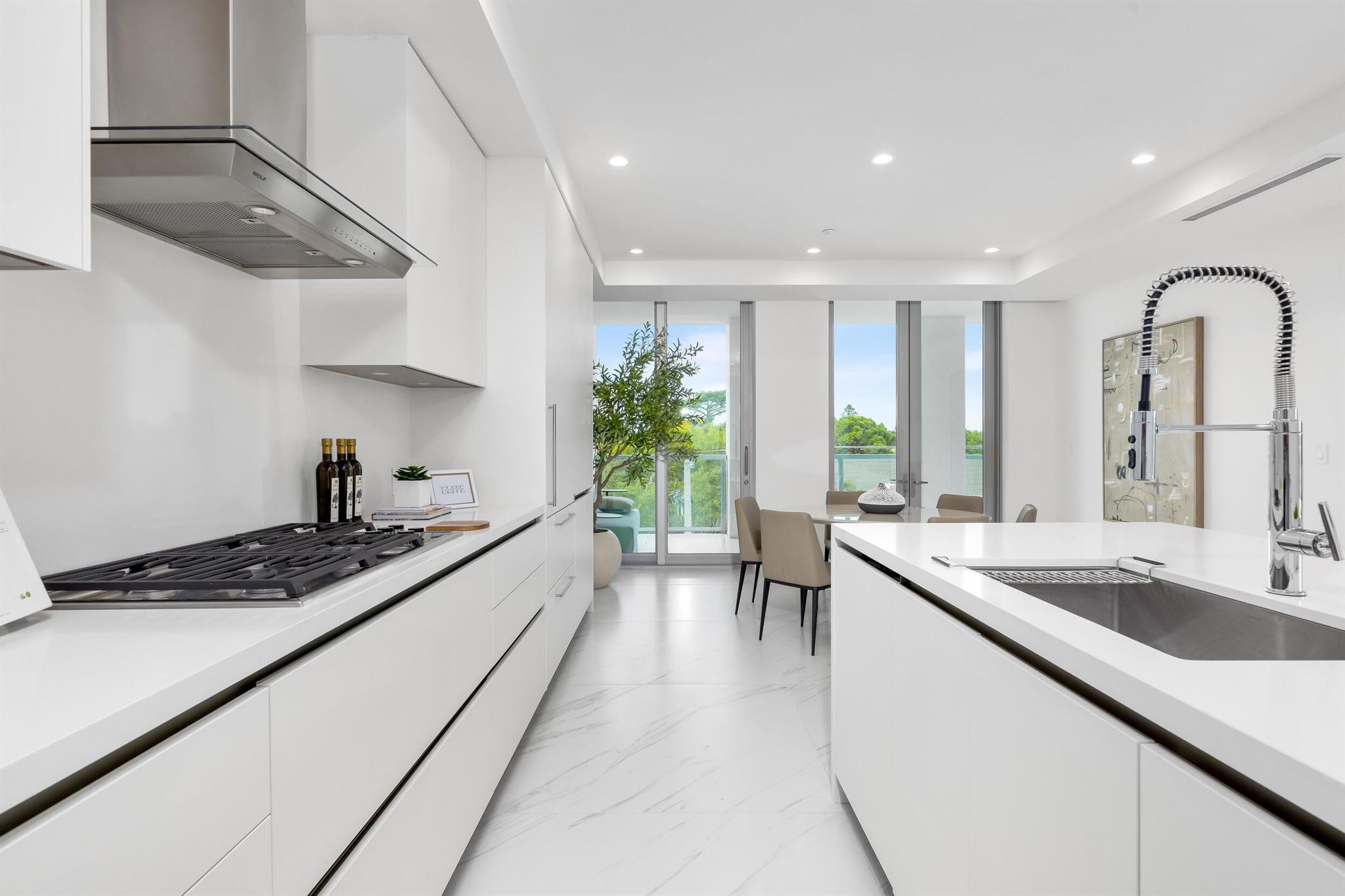 475 E Royal Palm Road 406