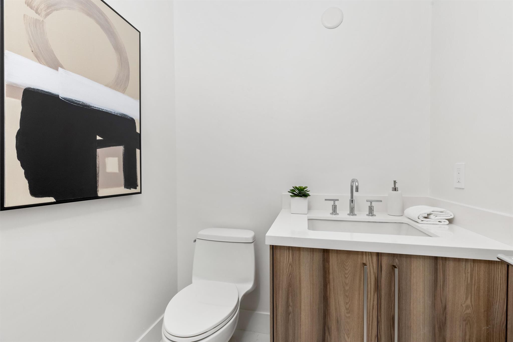 475 E Royal Palm Road 406