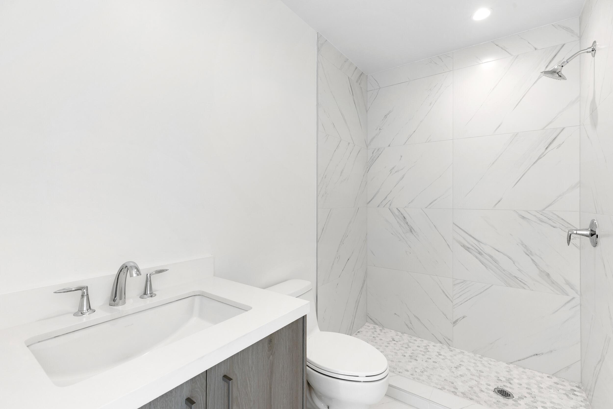 475 E Royal Palm Road 406