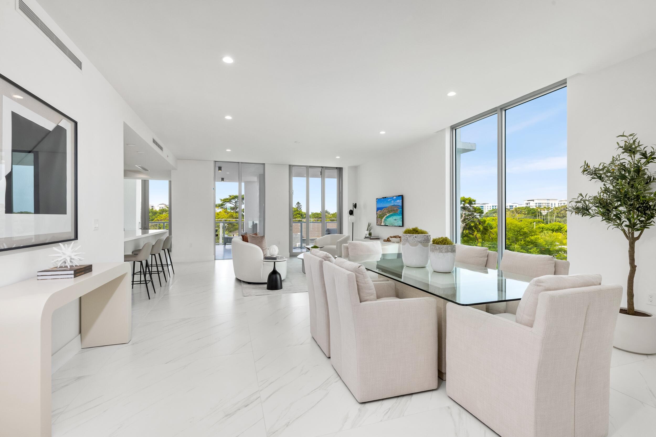 475 E Royal Palm Road 406
