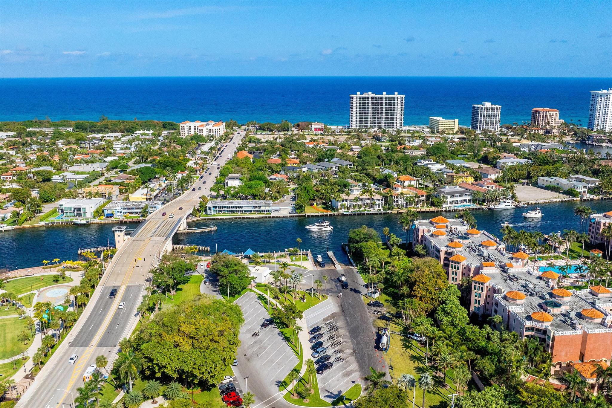 475 E Royal Palm Road 406