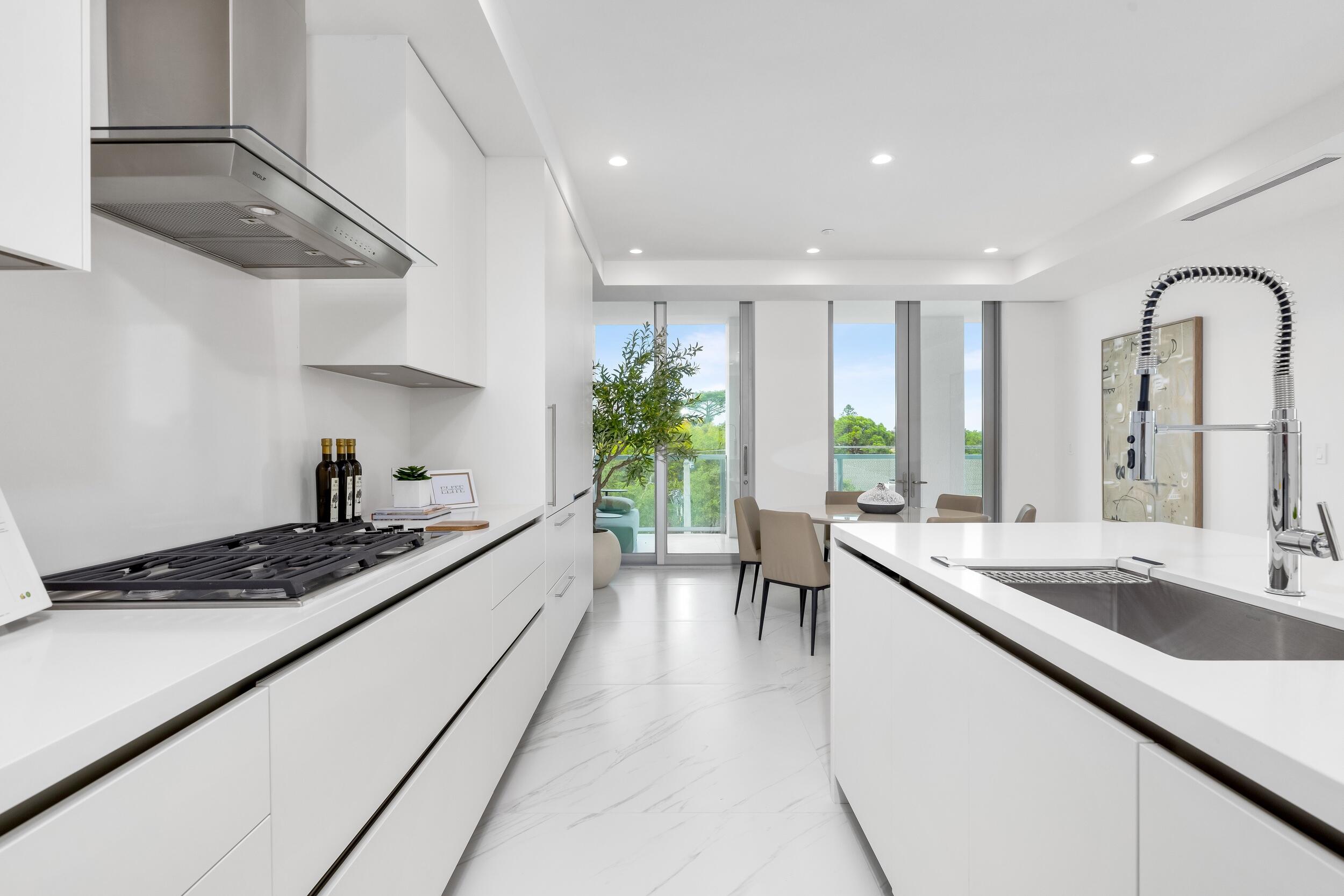 475 E Royal Palm Road 406