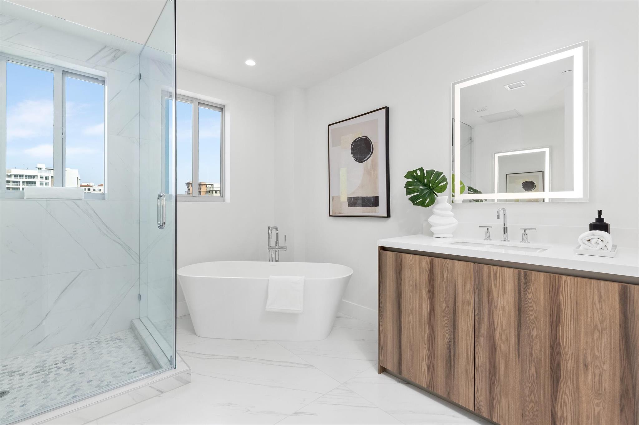 475 E Royal Palm Road 406