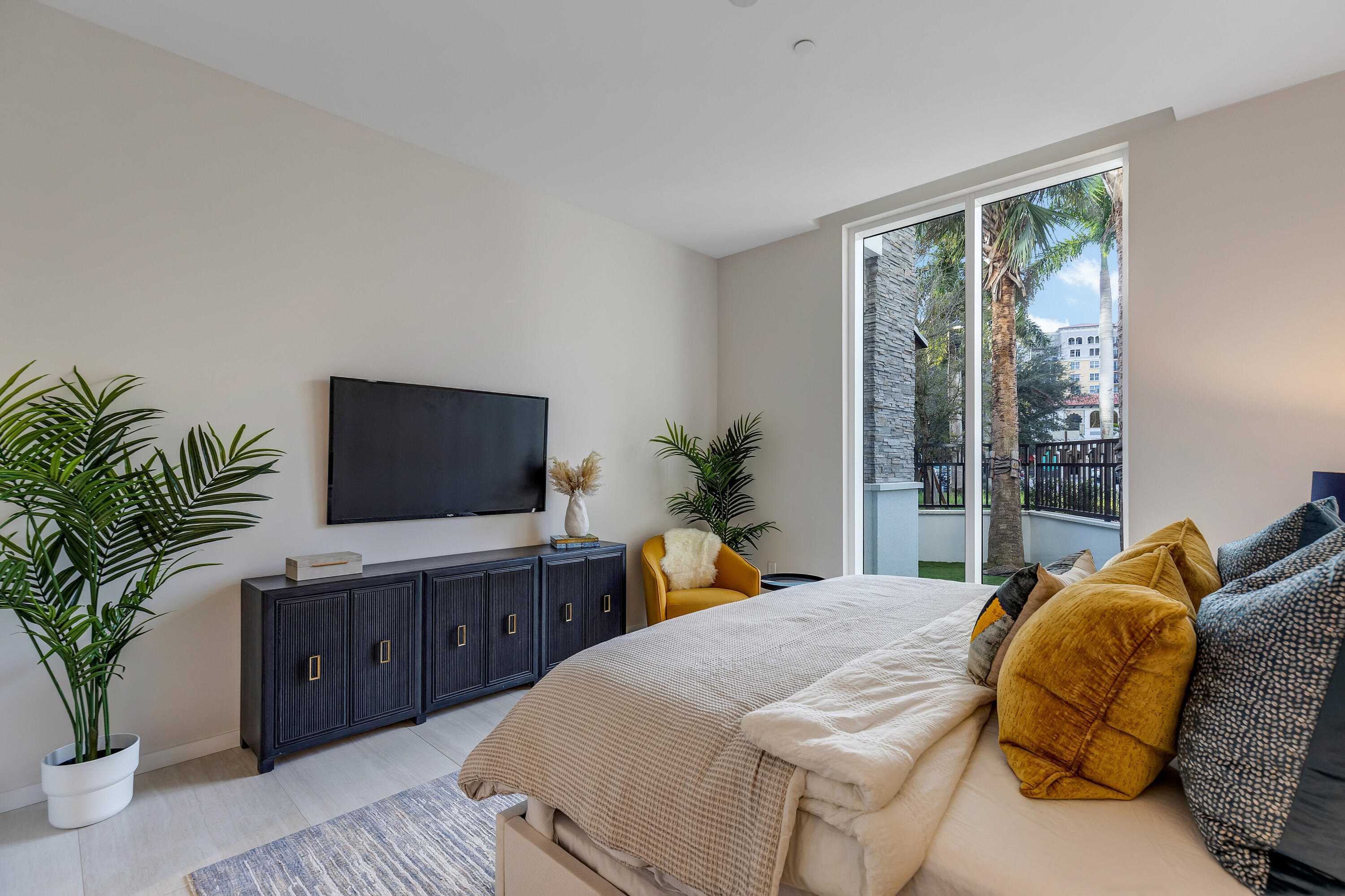 200 SE Mizner Blvd 106