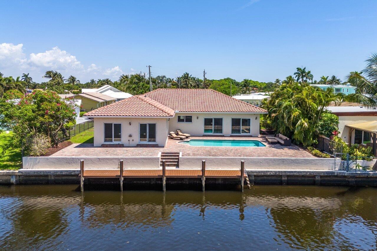1500 SW 5th Avenue