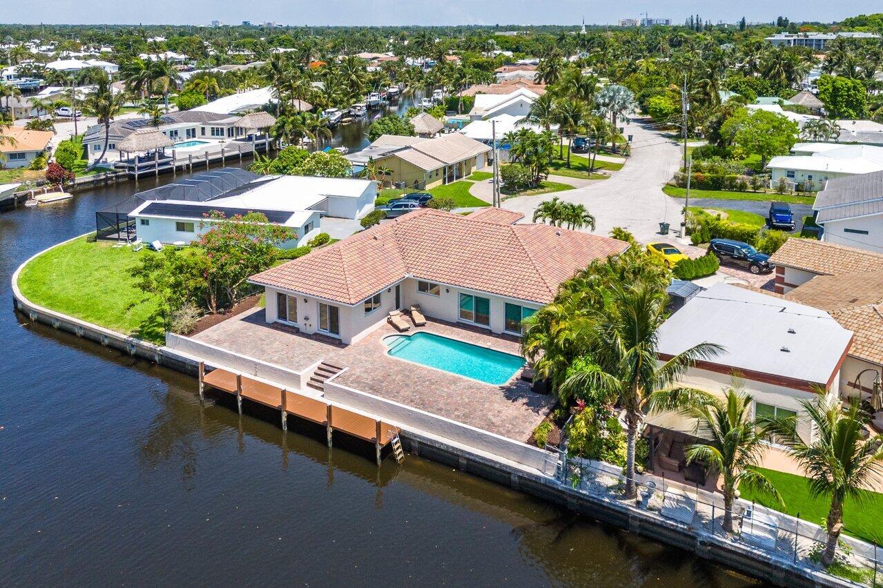 1500 SW 5th Avenue