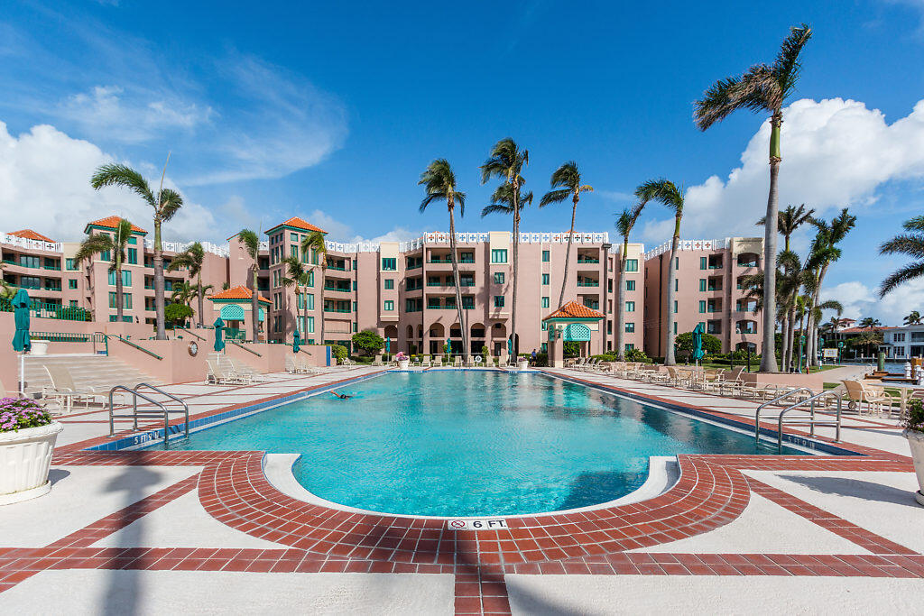 140 SE 5th Avenue 339