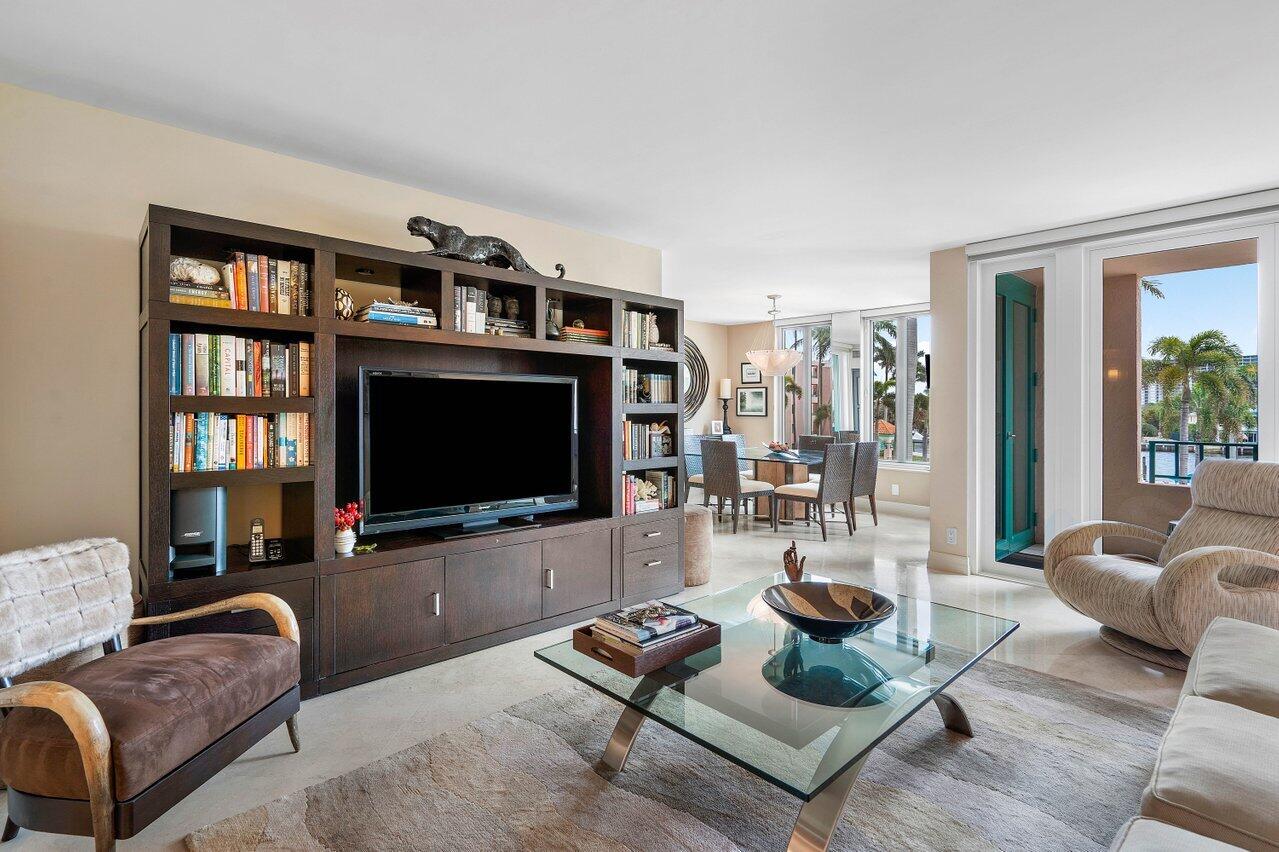 140 SE 5th Avenue 339