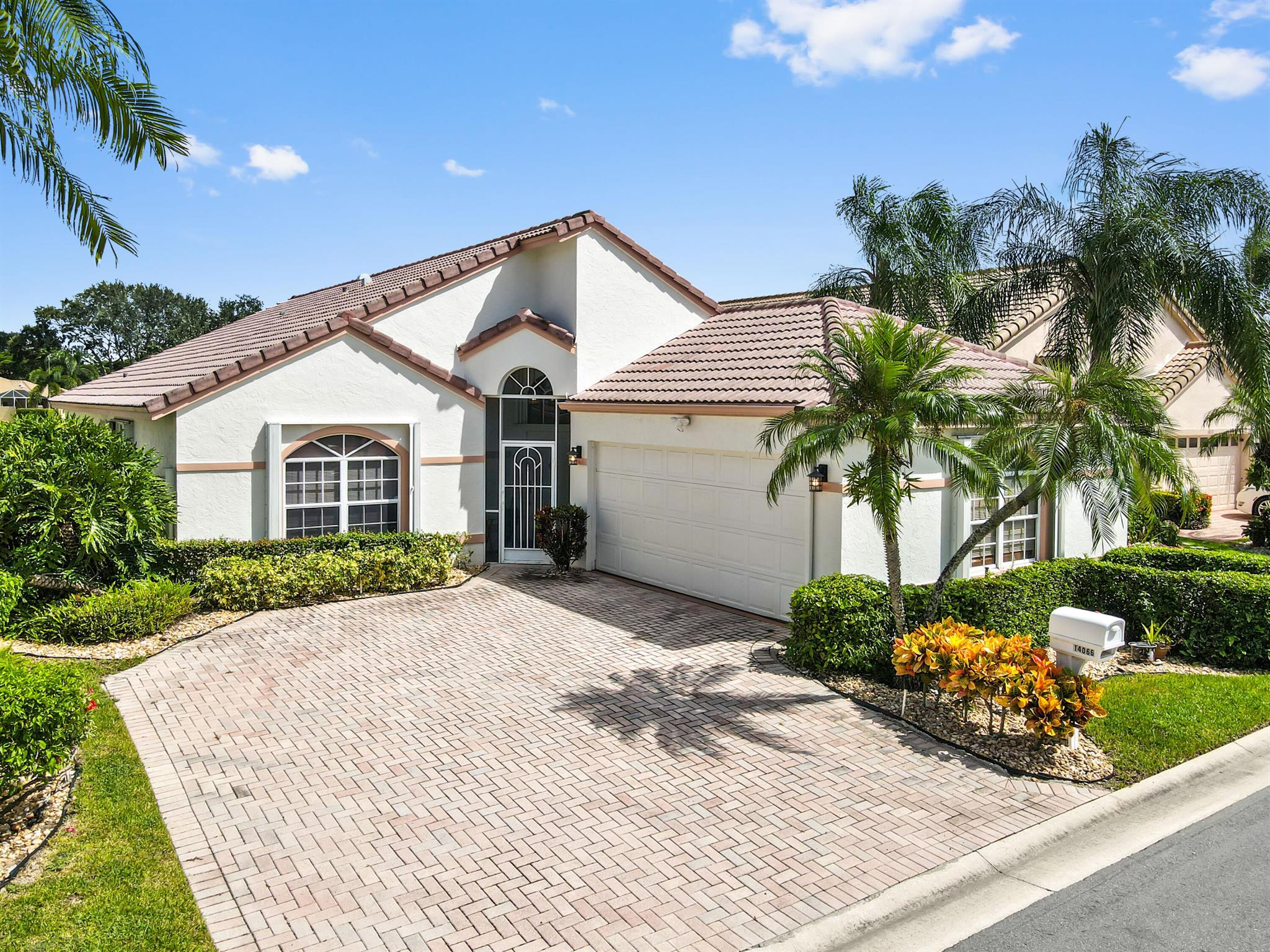 14066 Glenlyon Court