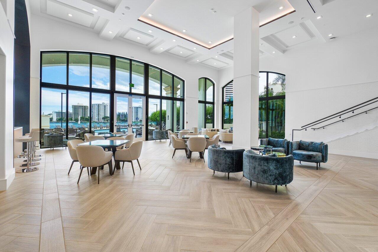 400 SE 5th Avenue 804