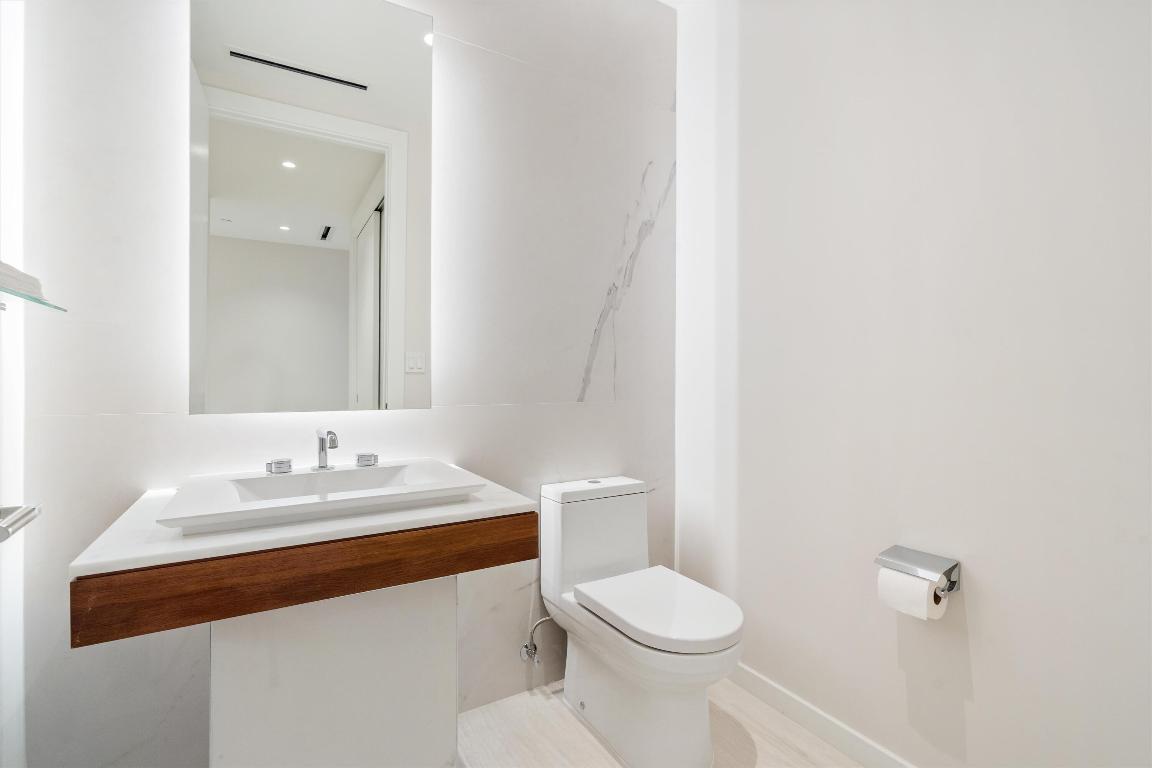 200 SE Mizner Boulevard 507