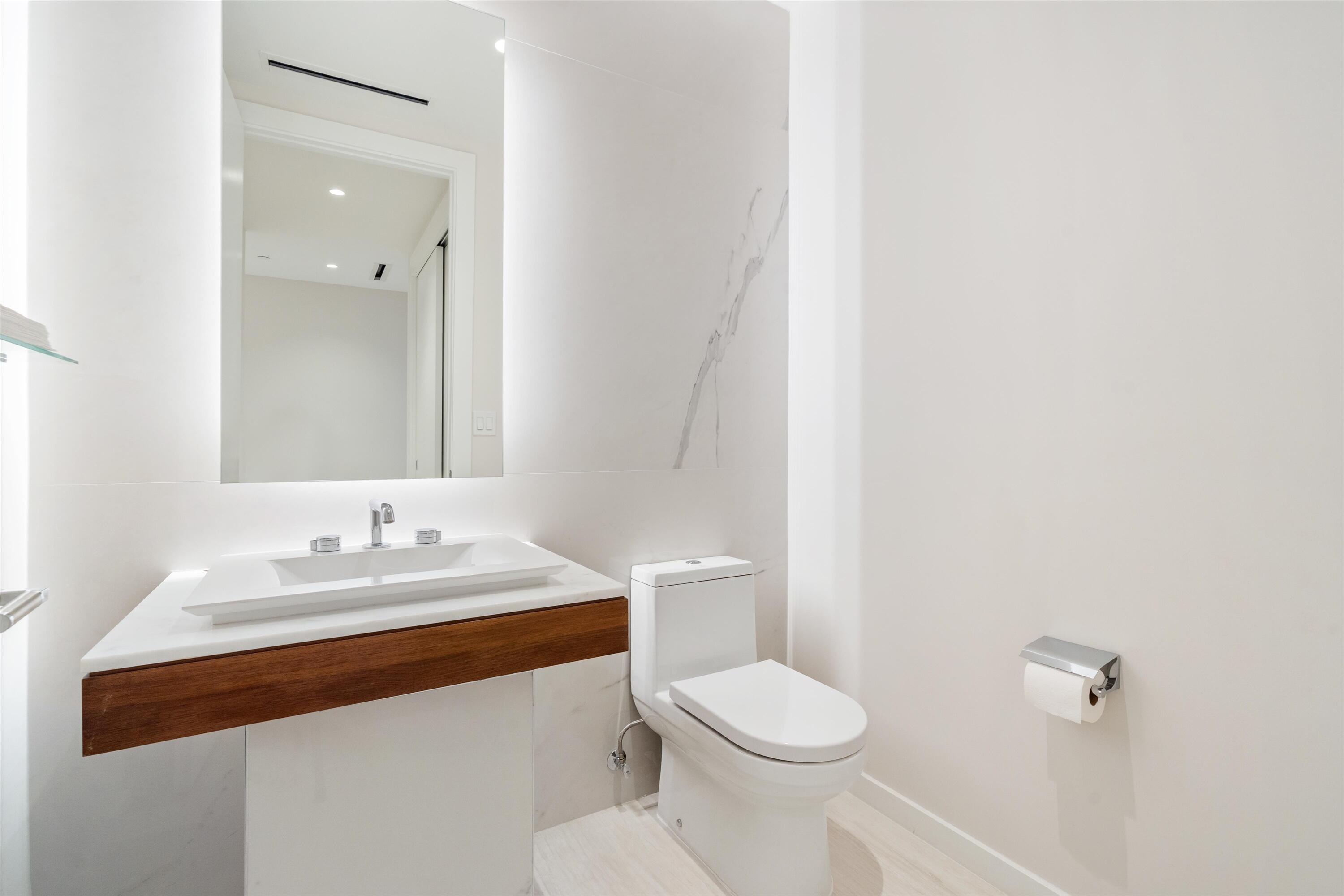 200 SE Mizner Boulevard 507