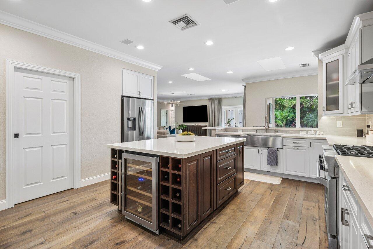 1080 SW 17th Street
