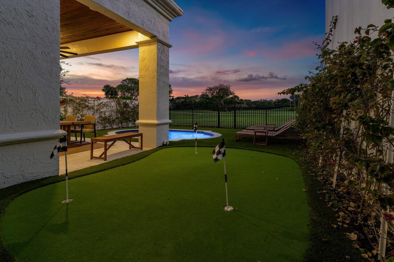 320 E Royal Palm Road