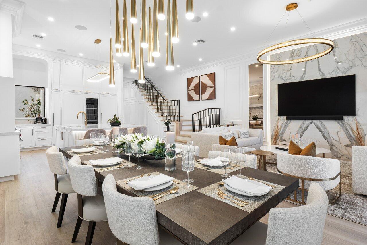 320 E Royal Palm Road