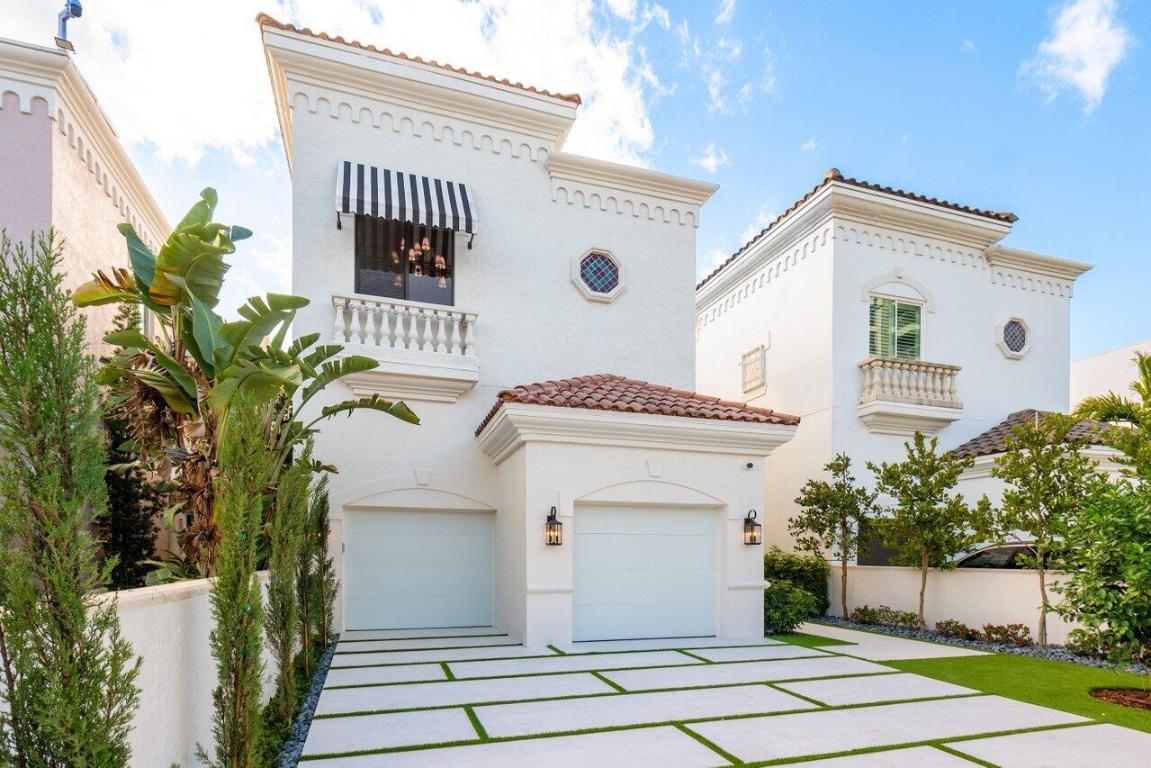 320 E Royal Palm Road