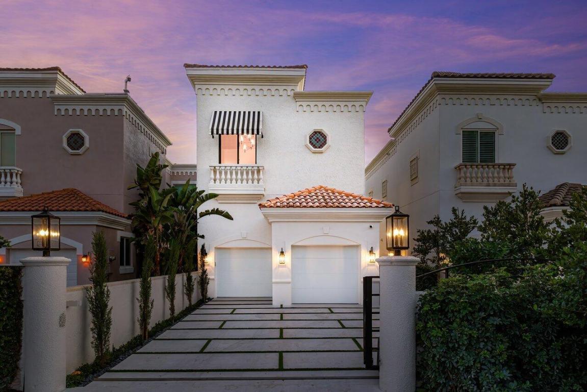 320 E Royal Palm Road