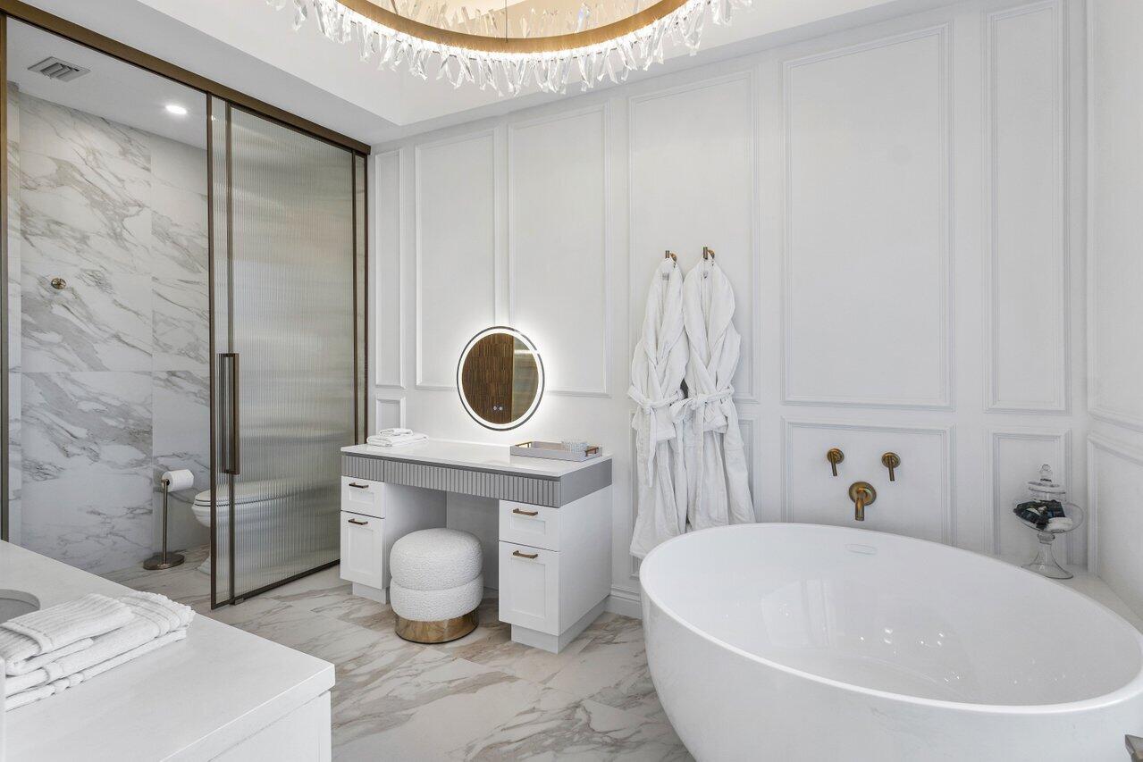 320 E Royal Palm Road