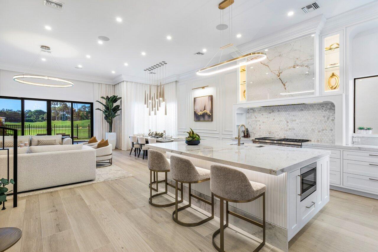 320 E Royal Palm Road