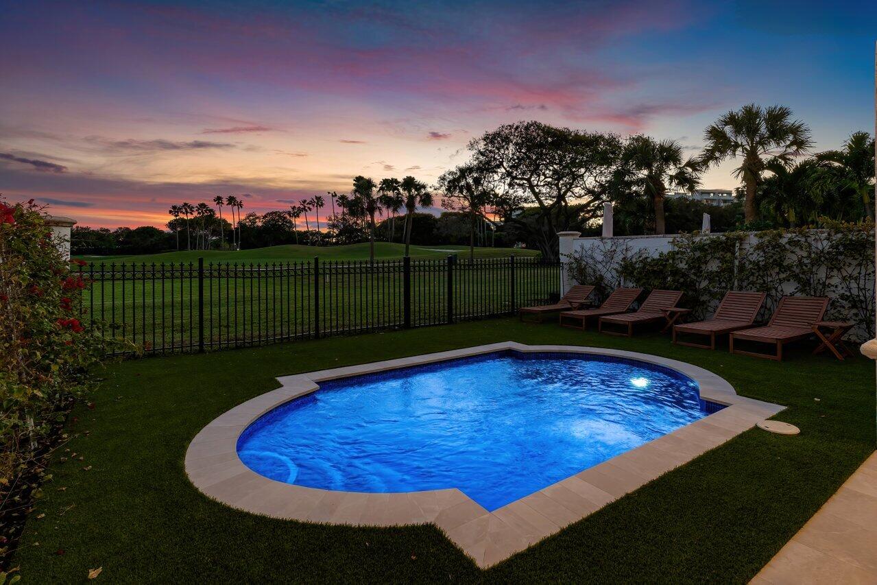 320 E Royal Palm Road