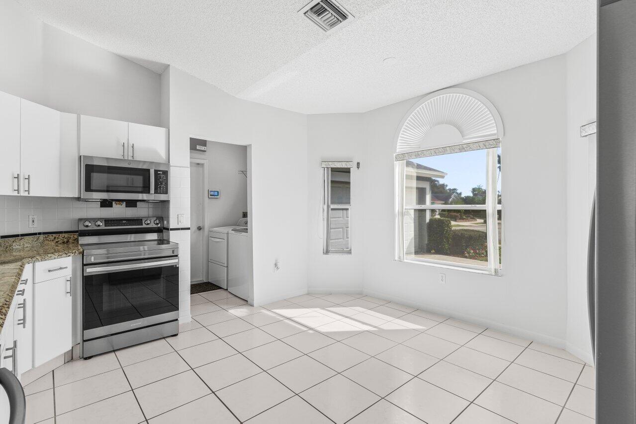 3775 NW 10th Street