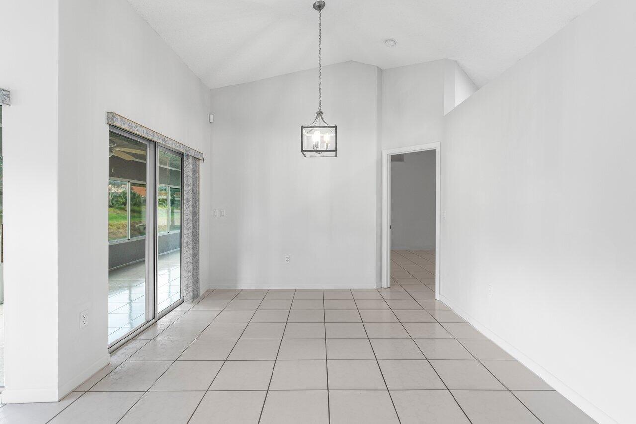 3775 NW 10th Street