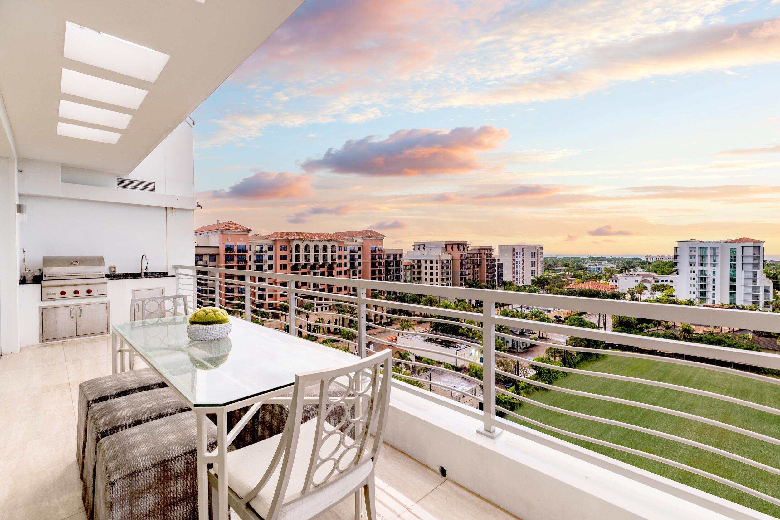 327 E Royal Palm Road Ph-03