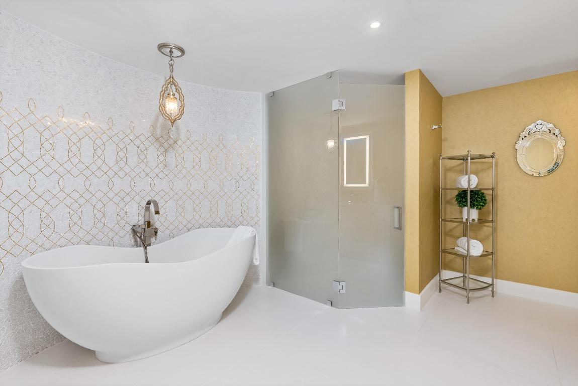 327 E Royal Palm Road Ph-03