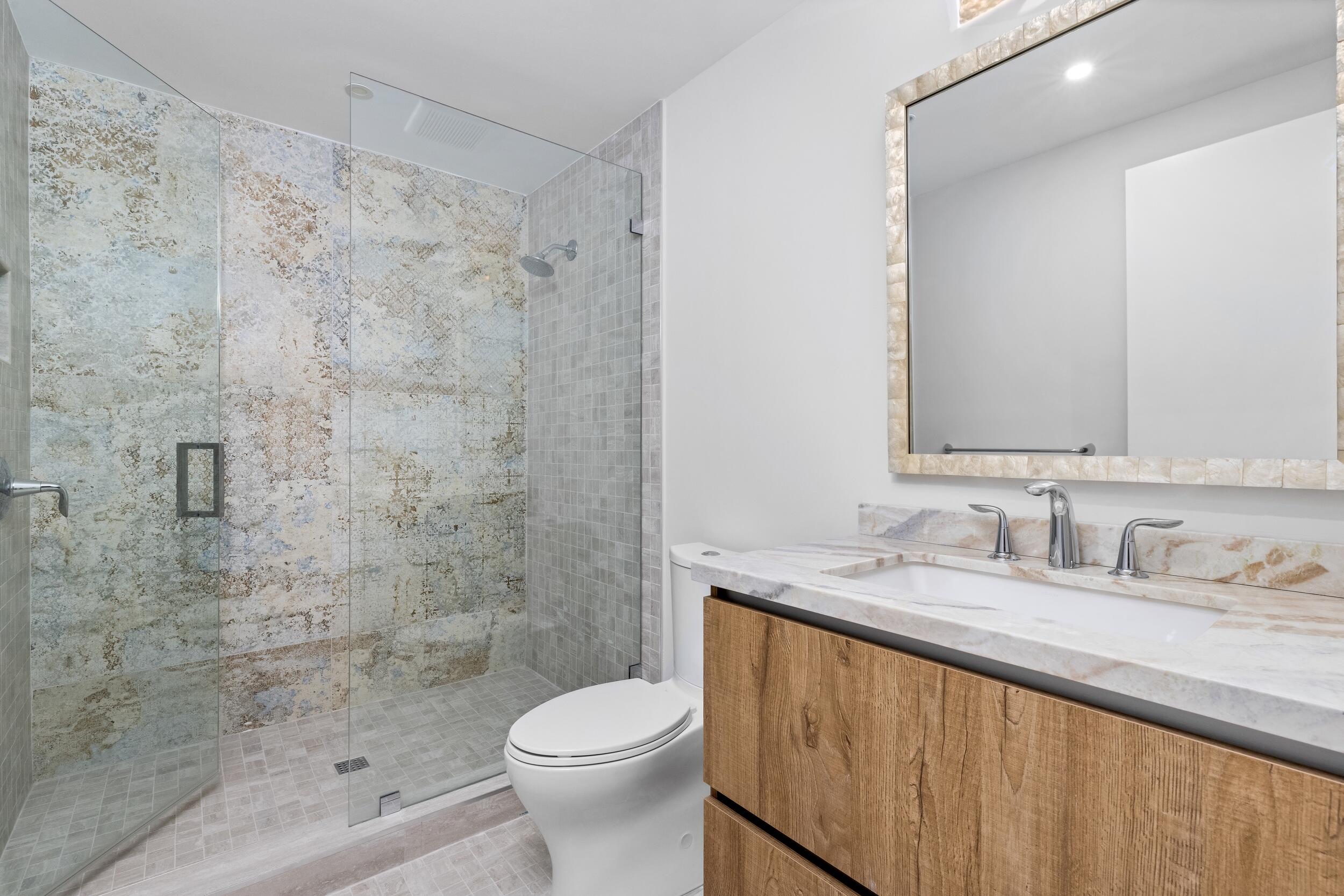 327 E Royal Palm Road Ph-03