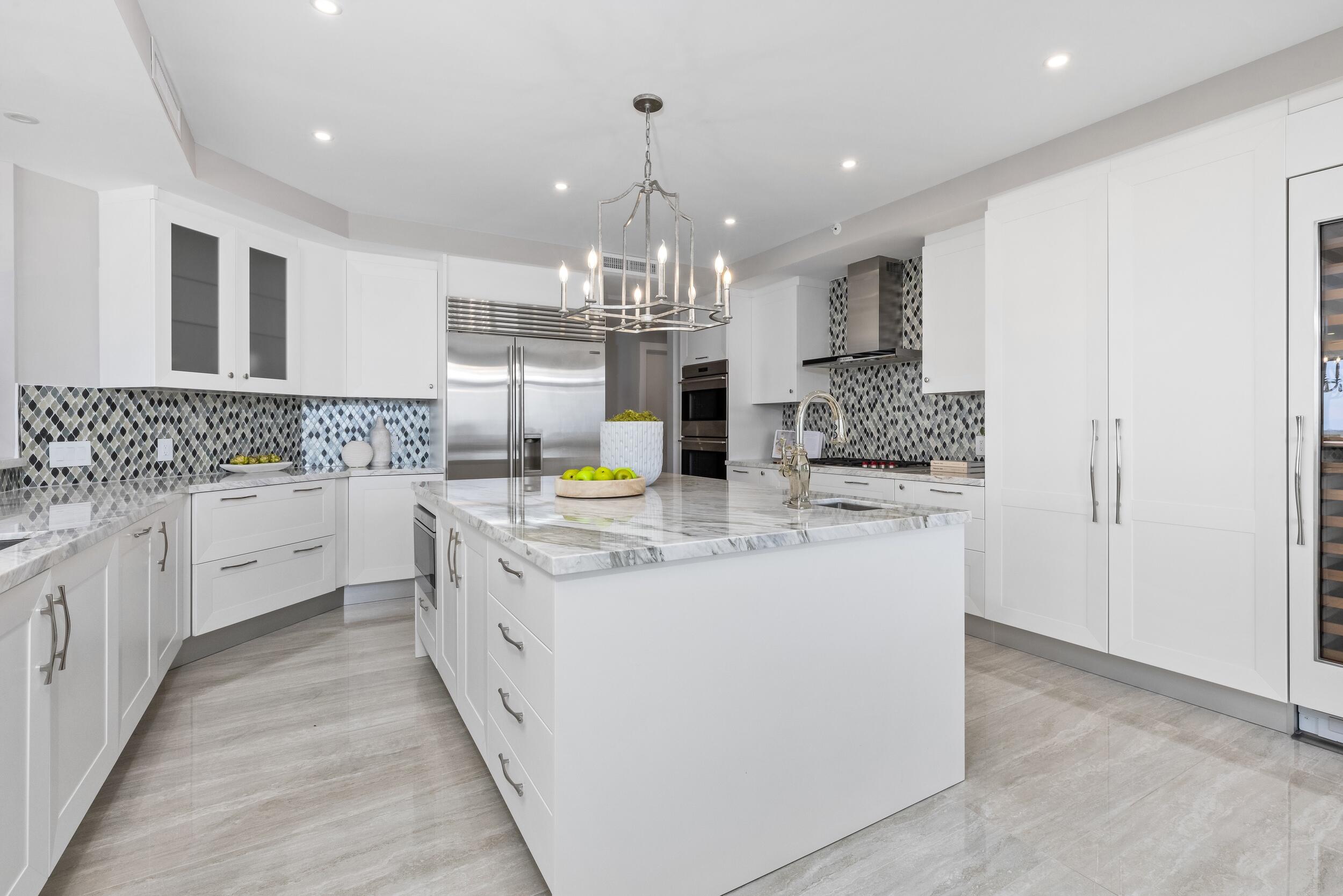 327 E Royal Palm Road Ph-03