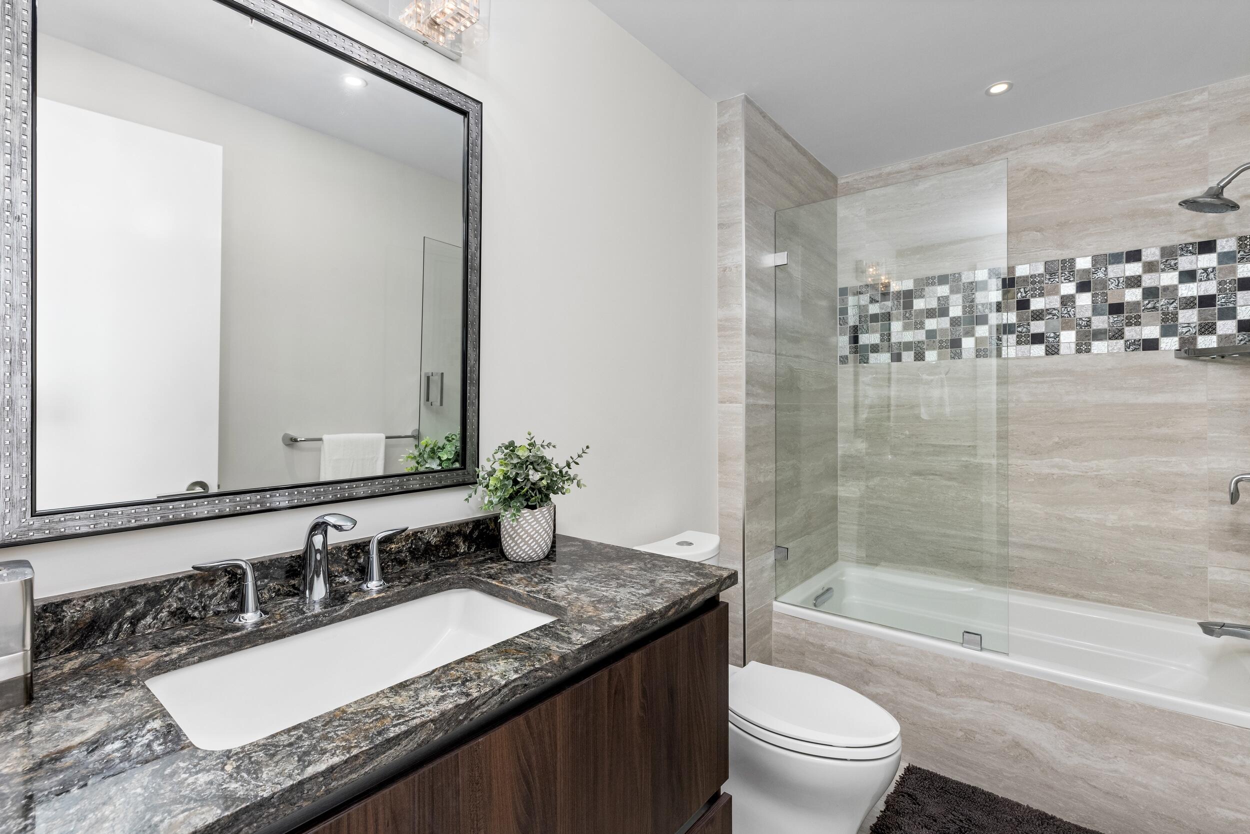 327 E Royal Palm Road Ph-03