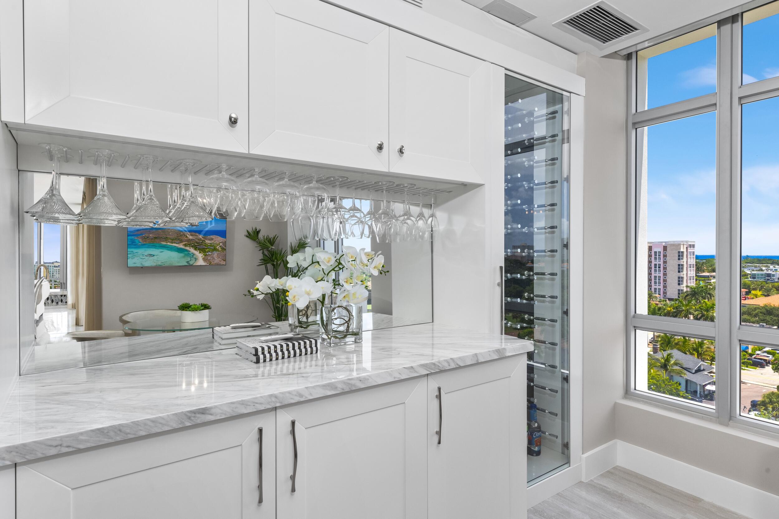 327 E Royal Palm Road Ph-03