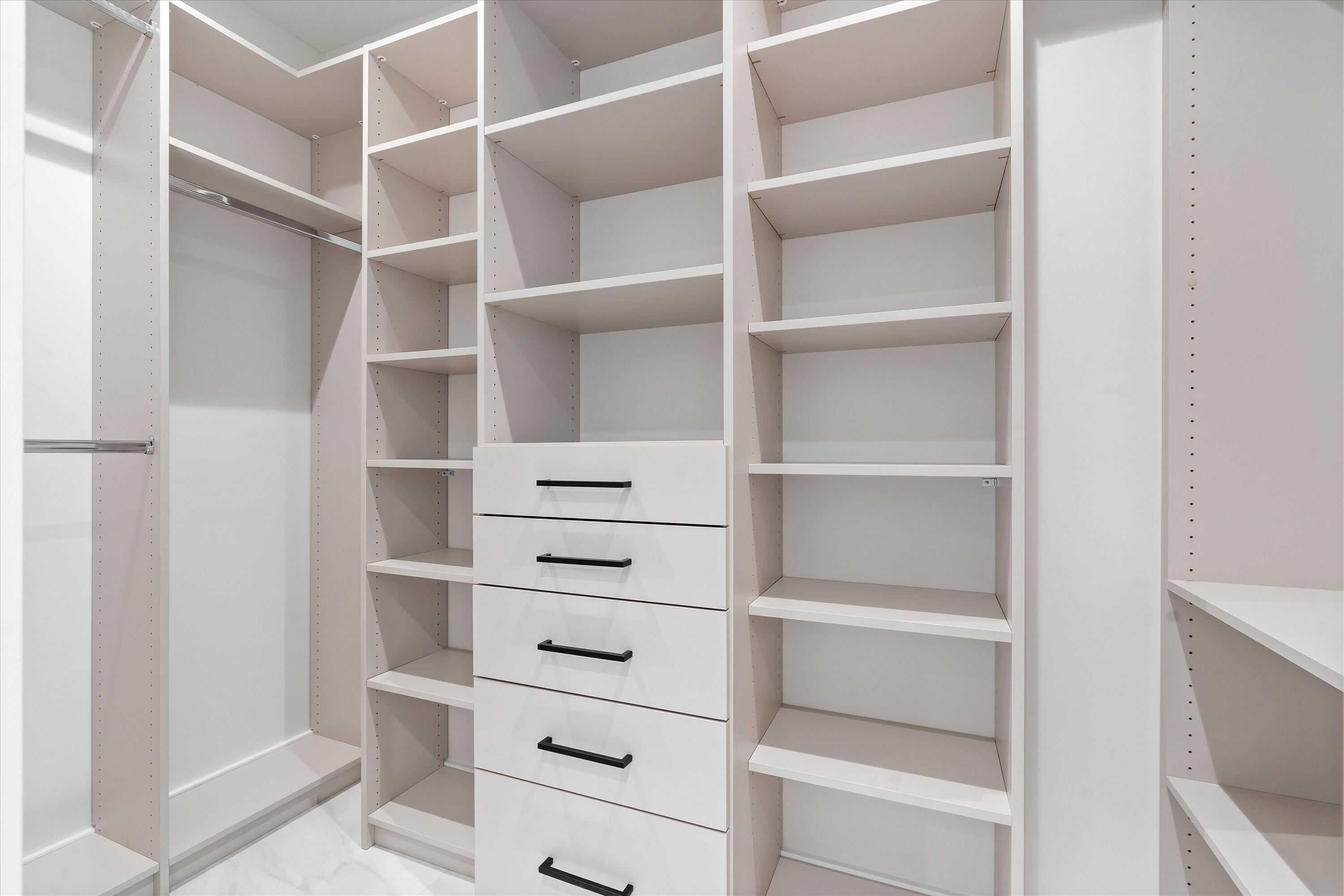 220 SE Mizner Boulevard 404