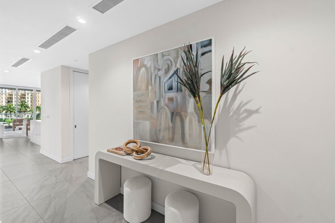 220 SE Mizner Boulevard 404